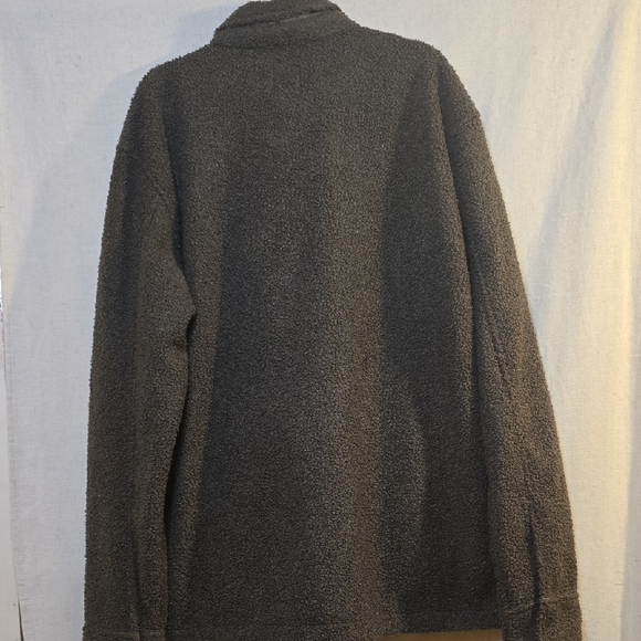 Vuori Men's Dark Green Sherpa Shirt Jacket - Picture 6 of 6